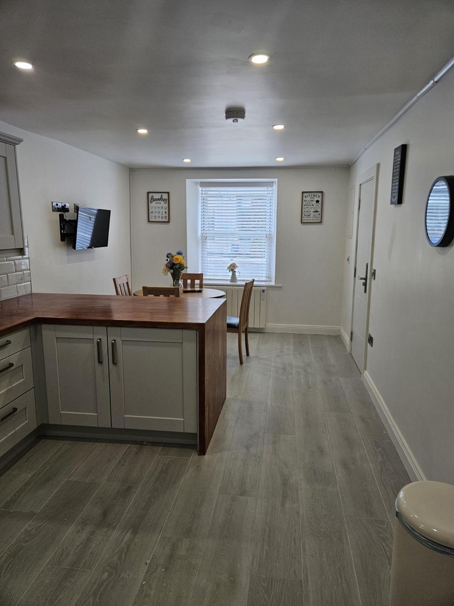 Number33 Bed & Breakfast Galway Bagian luar foto
